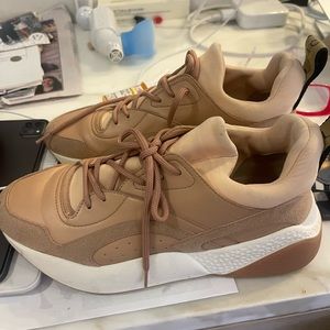 Stella McCartney sneakers